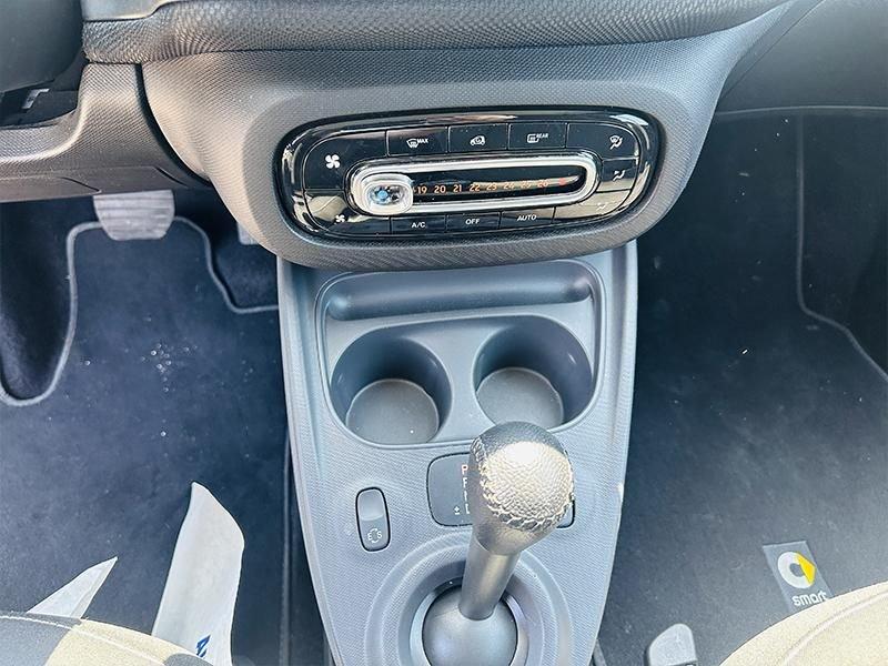 smart fortwo fortwo 70 1.0 twinamic cabrio Passion