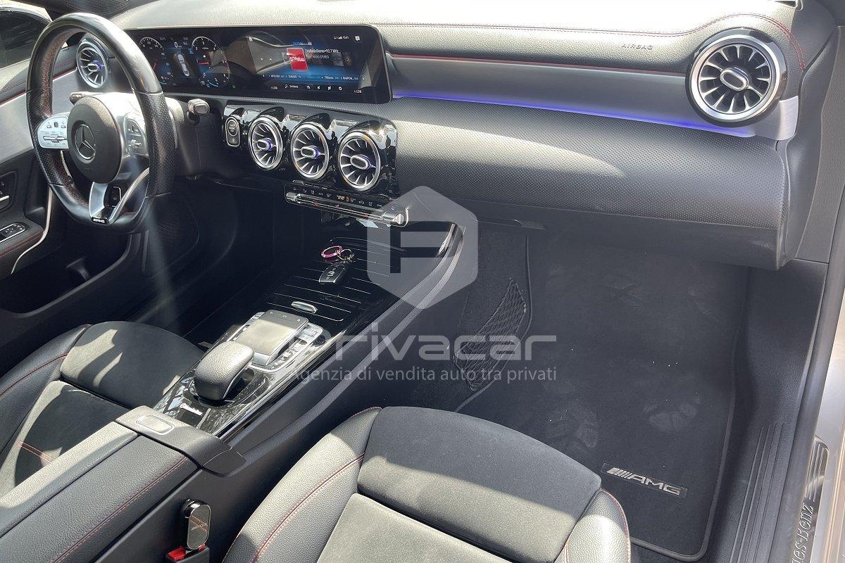 MERCEDES CLA 200 d Automatic Premium