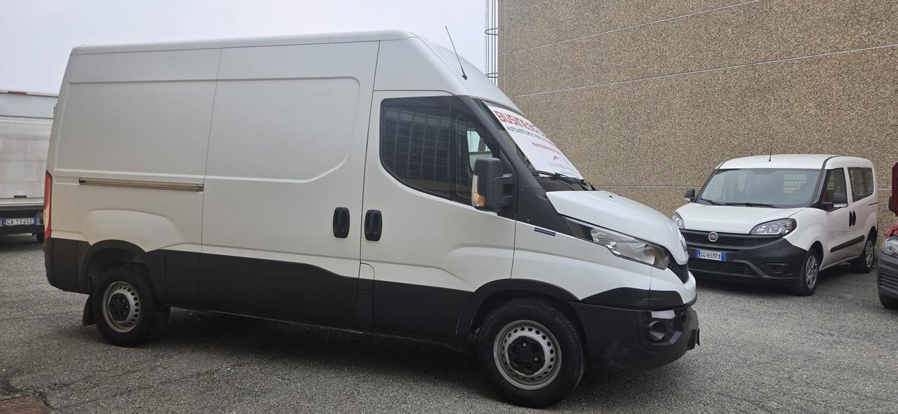 IVECO DAILY 35S15 2.3 JTD 146 CV - VANO DI CARICO MT. 3,20 - UNICO PROPRIETARIO!