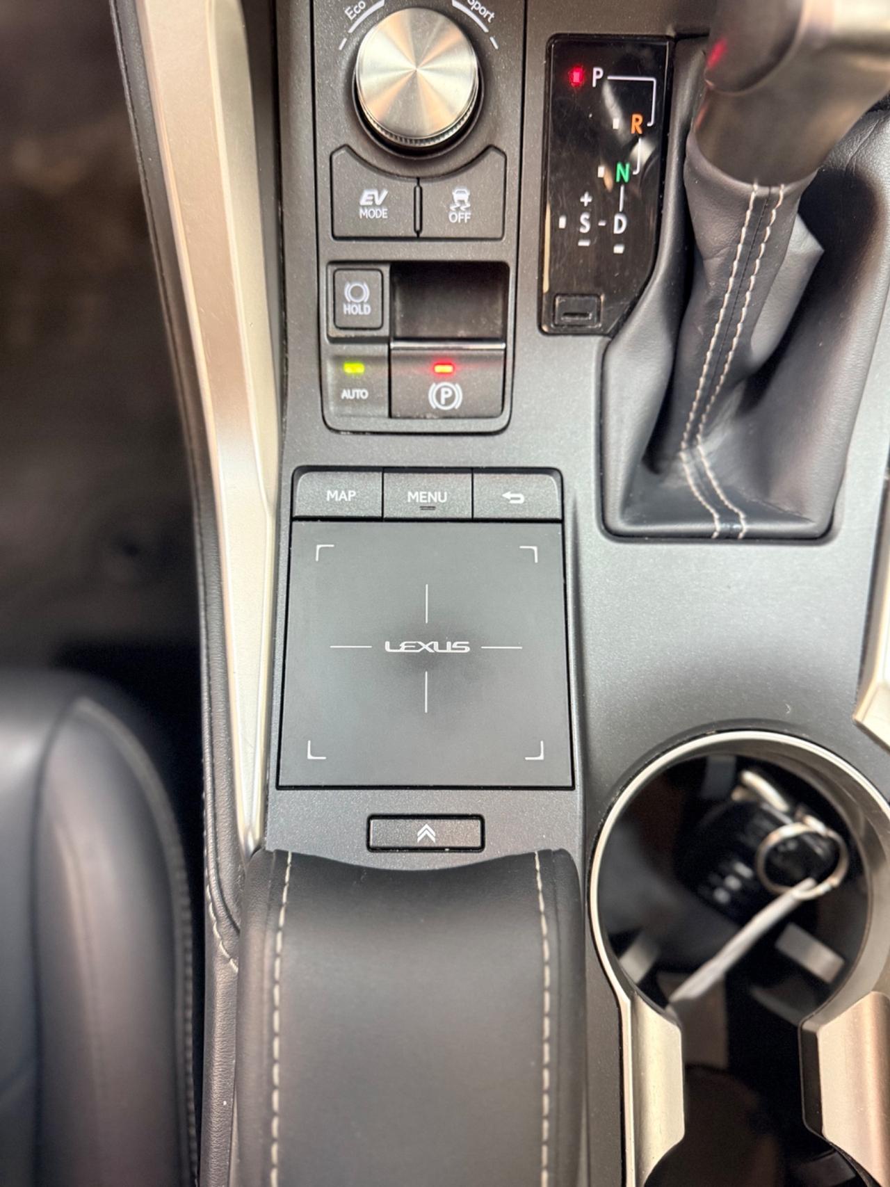 Lexus NX 300h 2.5 Hybrid 155CV 4WD Luxury 07/2020 EURO 6D