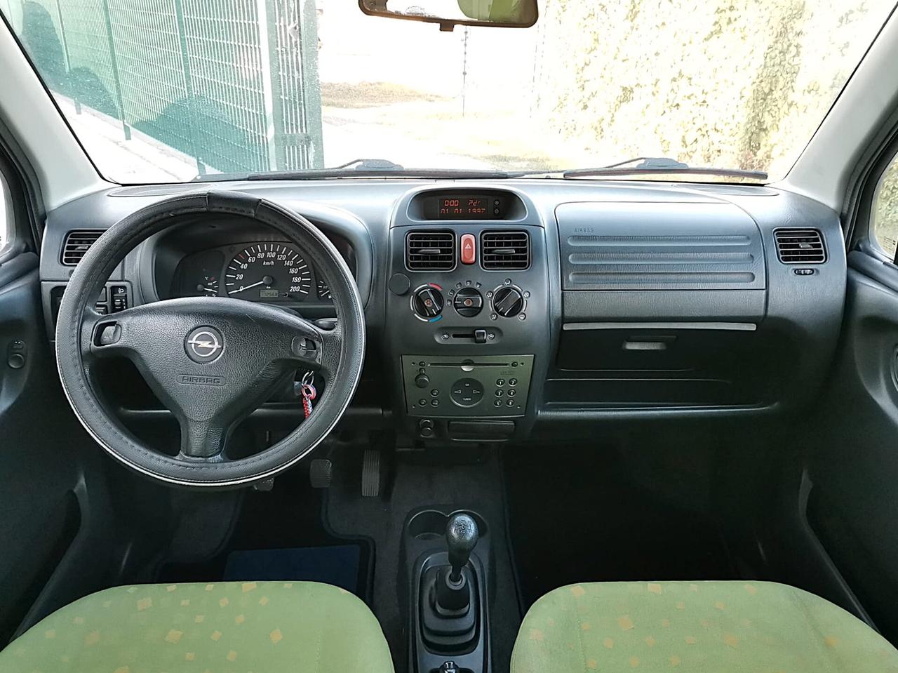 Opel Agila 1.0 12V Comfort