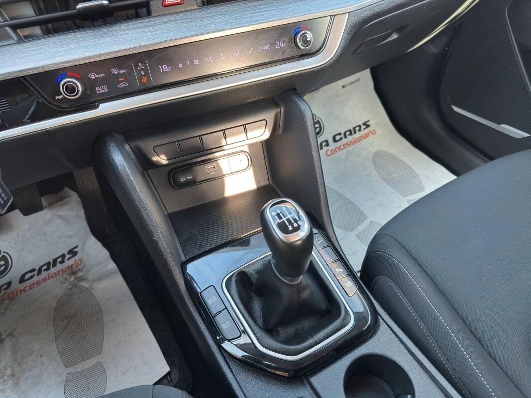 Kia Sportage 1.6 crdi mhev Business con Telecam e CarPlay