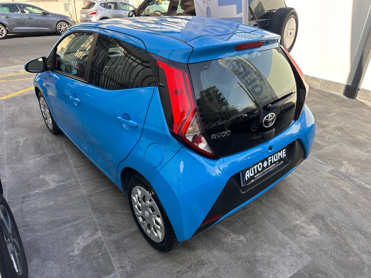 Toyota Aygo 1.0 VVT-i 72 CV 5 porte x-cool