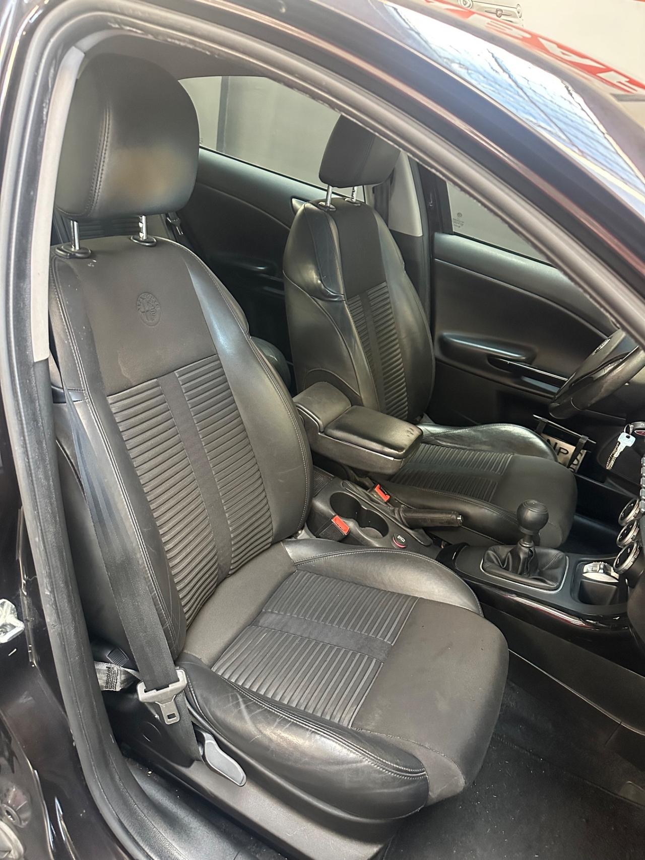 Alfa Romeo Giulietta 1.6 JTDm-2 105 CV Distinctive