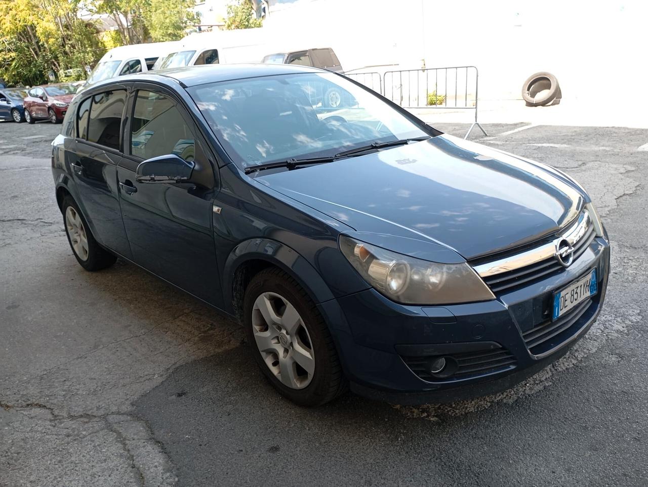 Opel Astra 1.7 CDTI 101CV 5 porte Cosmo