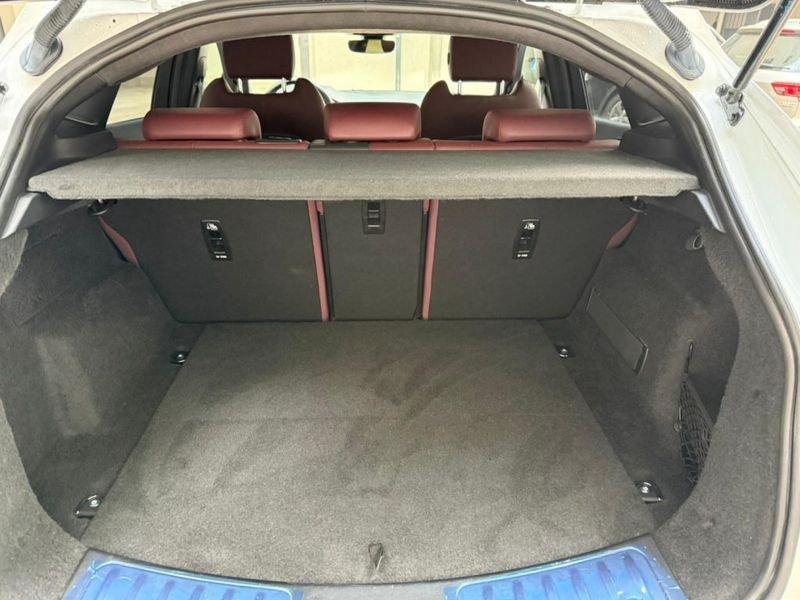 Jaguar E-Pace 2.0D I4 163 CV AWD Auto R-Dynamic S