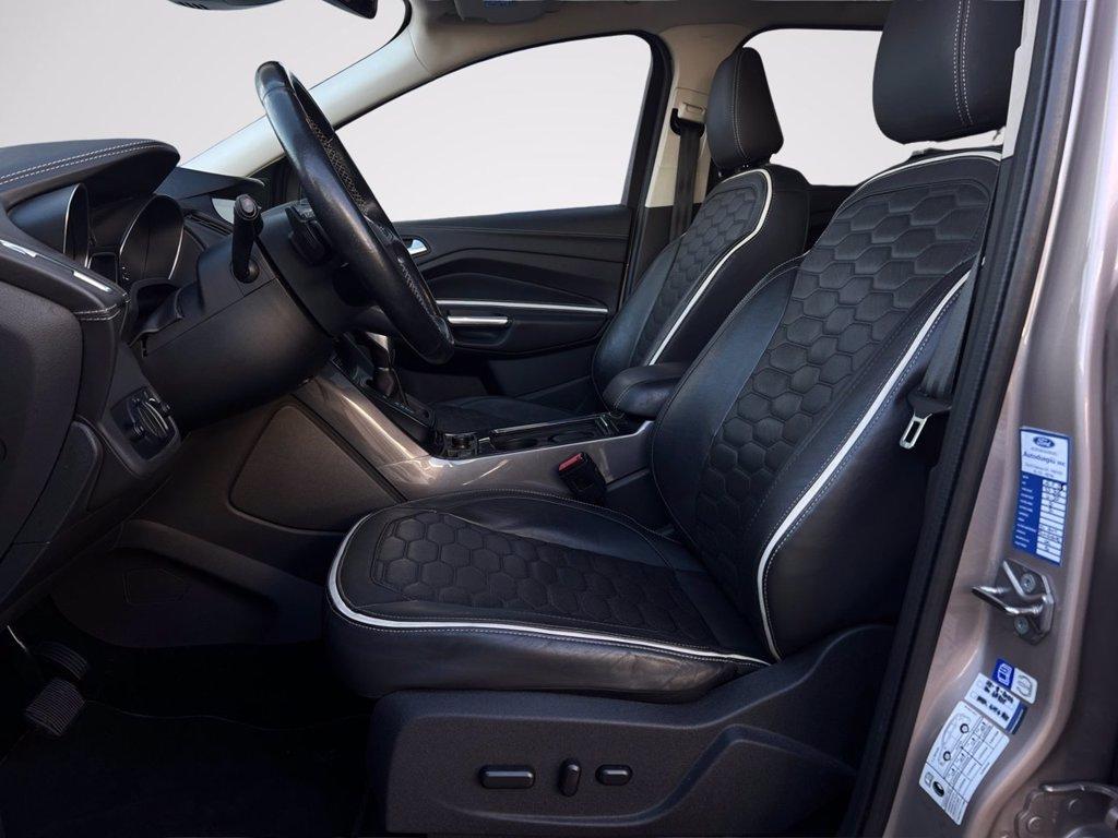 FORD Kuga 2.0 TDCI 150 CV S&S 4WD Powershift Vignale del 2017