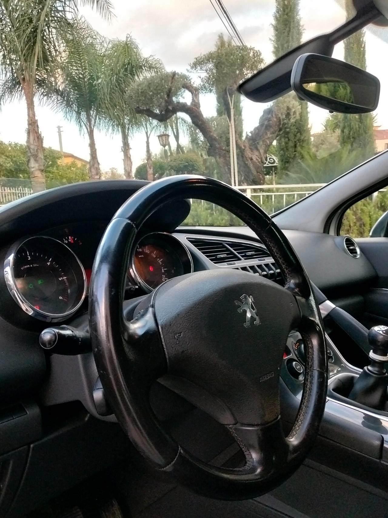 Peugeot 3008 1.6 HDi 110CV Premium