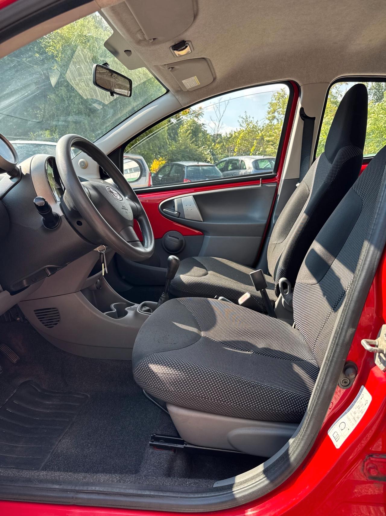 Toyota Aygo 1.0 5 porte 50kW Benz *85.000 km*