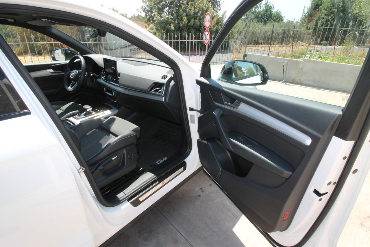 Audi Q5 40 TDI 204 CV S line plus | 2021