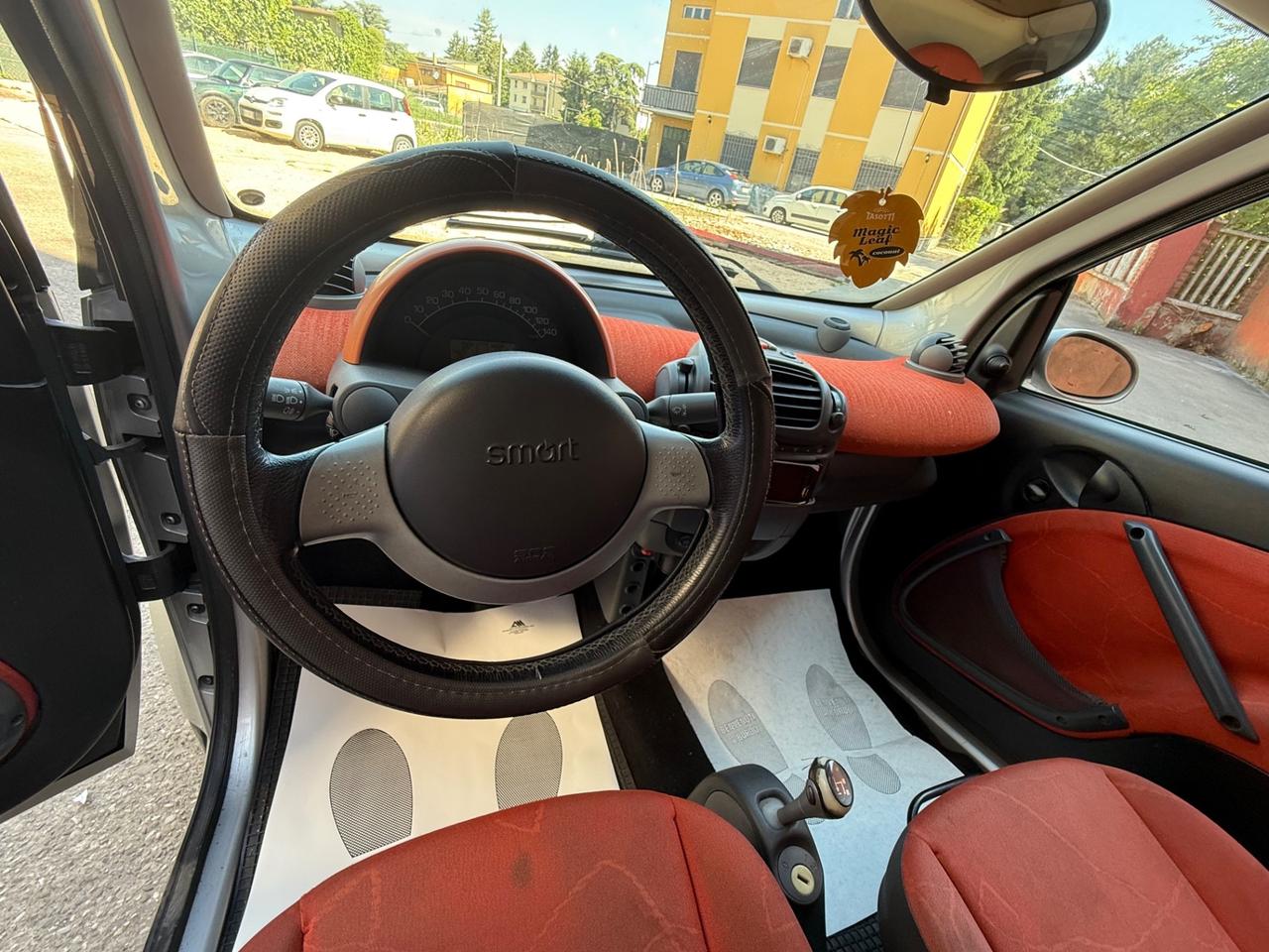 Smart ForTwo 700 coupé pure (37 kW)