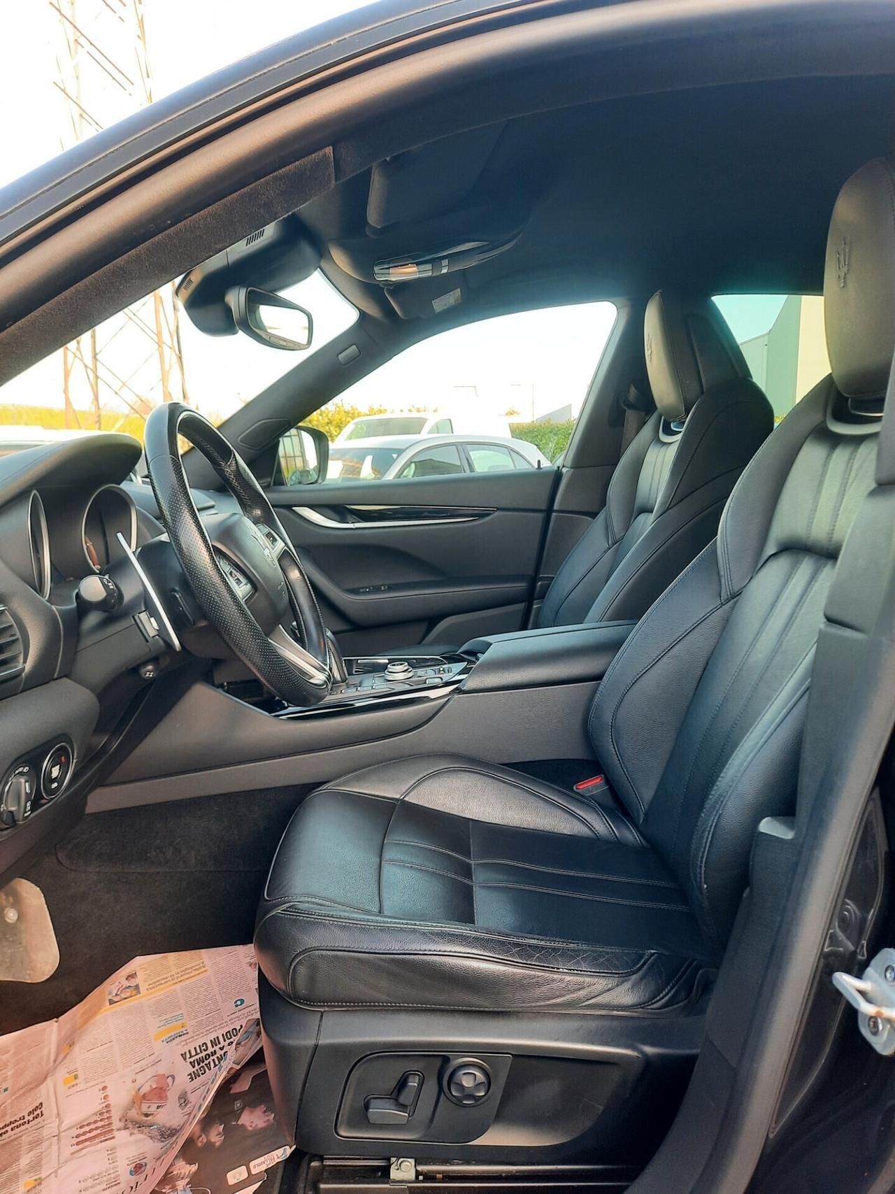 Maserati Levante V6 Diesel Q4 AWD Granlusso IVA DETRAIBILE