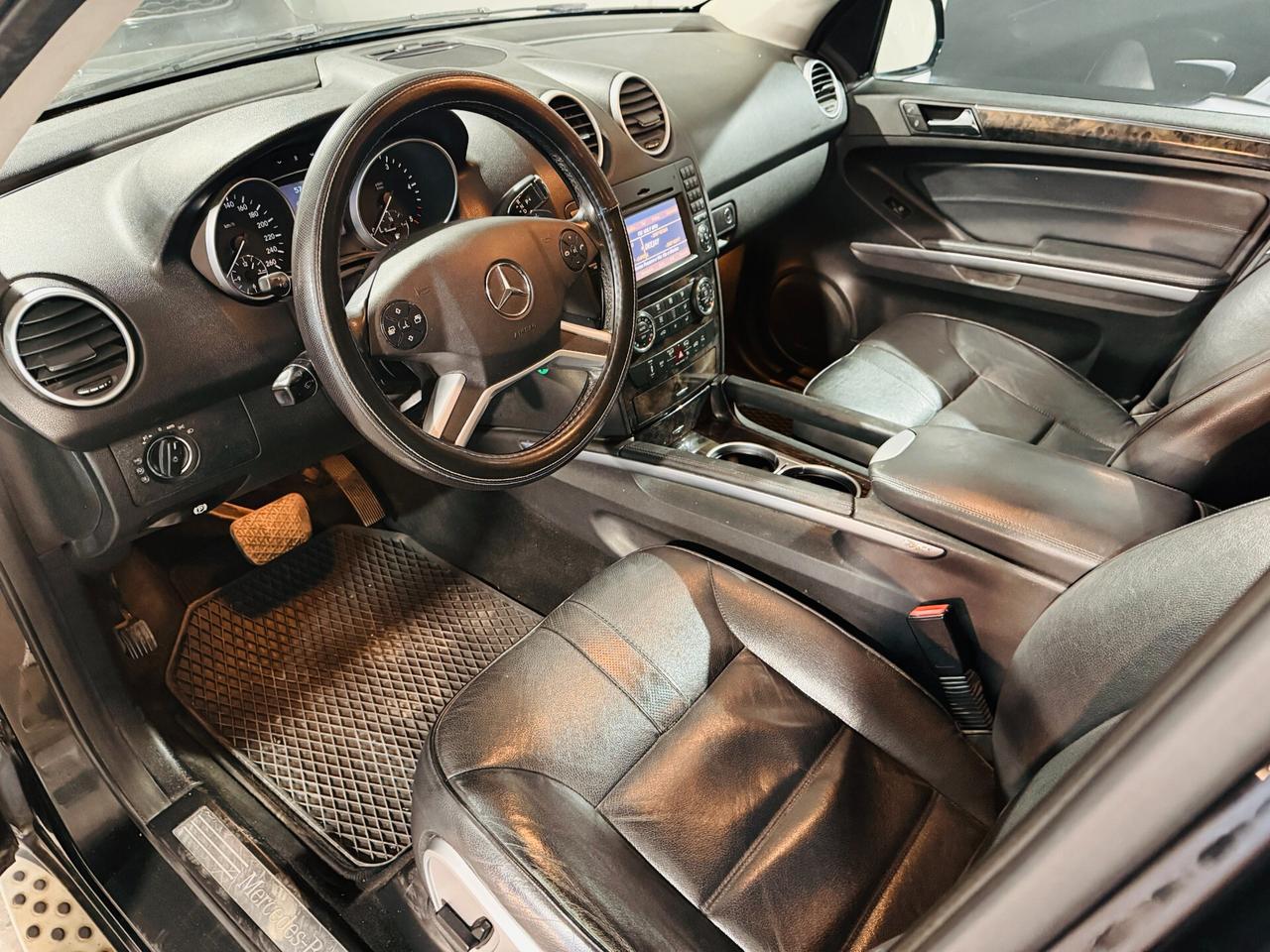 MERCEDES ML 320 cdi Sport auto*4MATIC*PEDANE*TETTO*