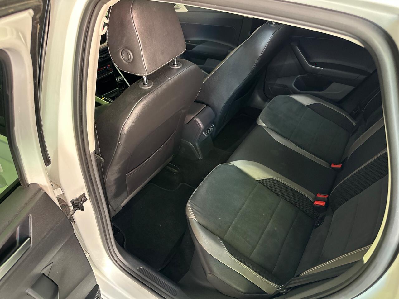 Volkswagen Polo 1.0 TSI 115 CV R-LINE