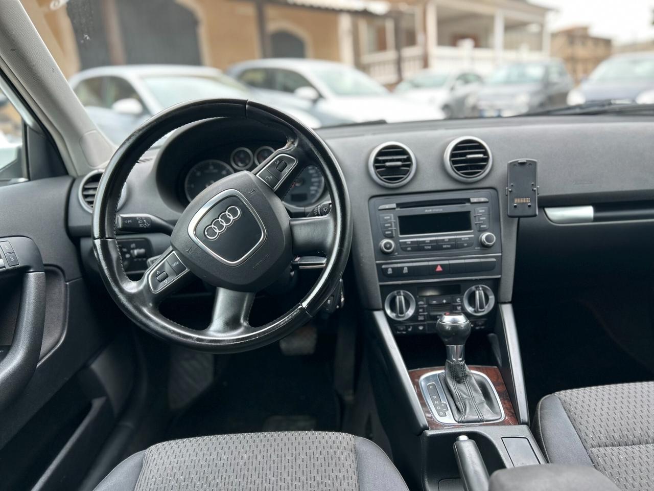 Audi A3 SPB 2.0 TDI 140cv S tronic Attraction