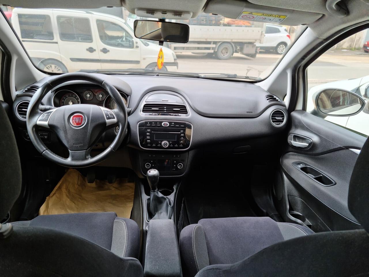 FIAT PUNTO 1.3 MJT 75cv S&S LOUNGE 5 PORTE