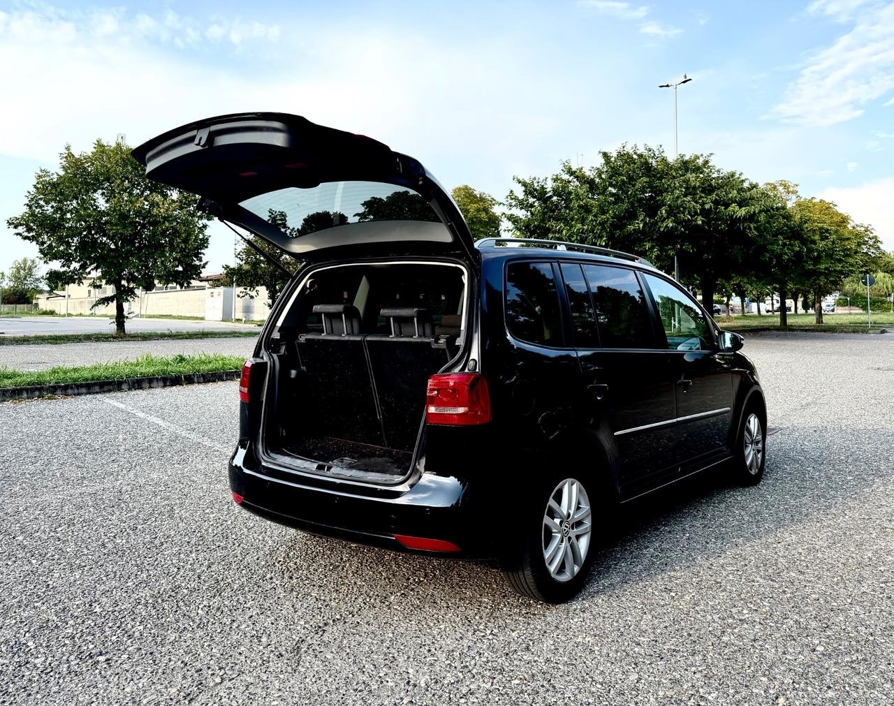 Volkswagen Touran 2.0 TDI 140 CV DSG Highline