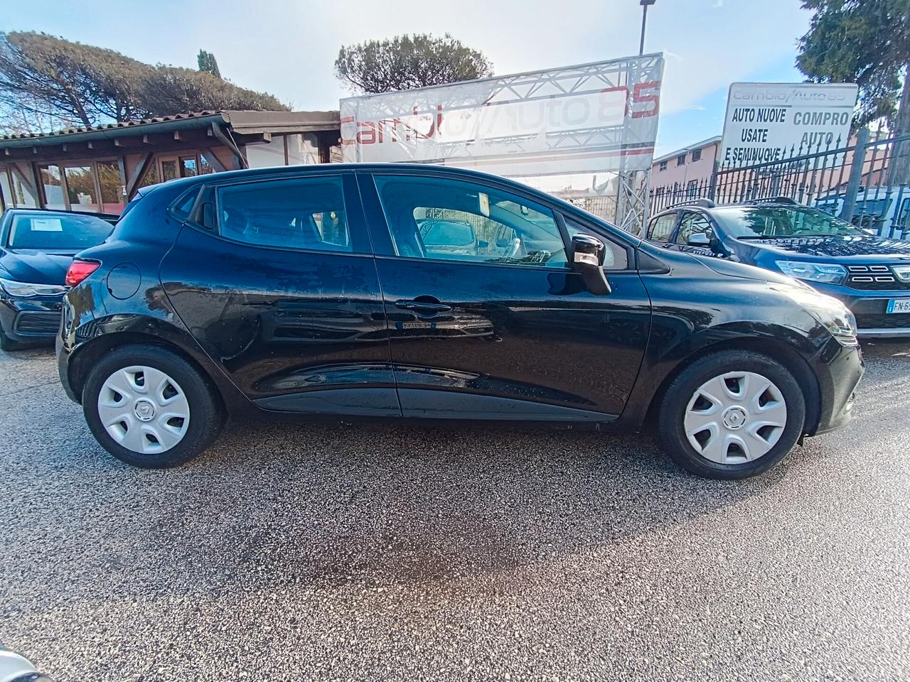Renault Clio 1.2 75CV 5 porte Life