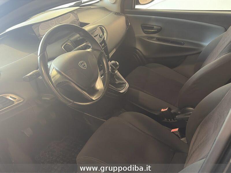 Lancia Ypsilon III 2011 Benzina 1.2 8v silver 69cv