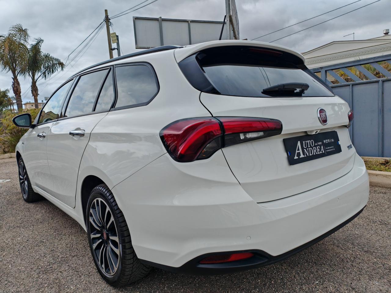 Fiat Tipo 1.6 Mjt 130cv navig cam led Sw 2021