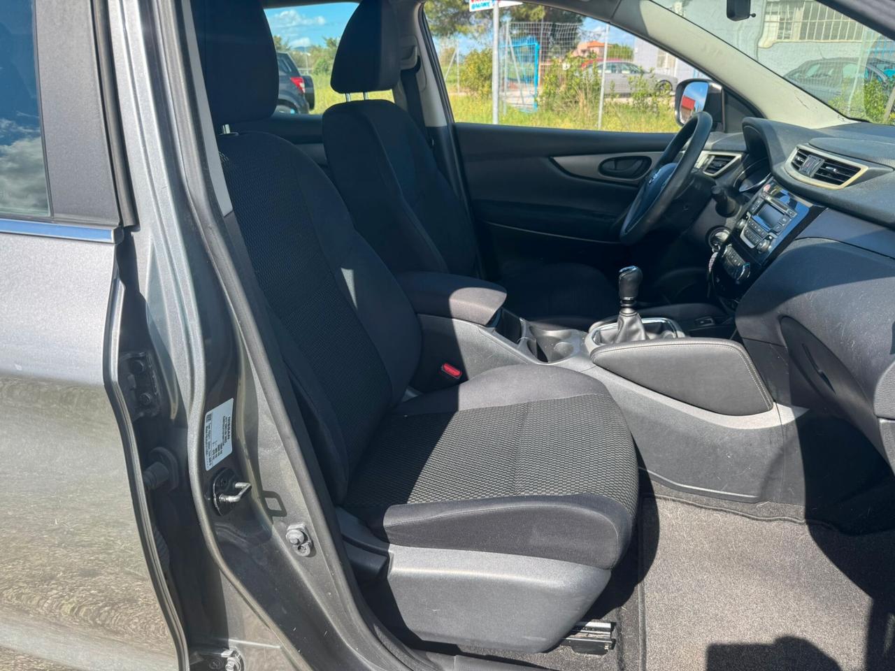 Nissan Qashqai 1.2 Benz 2014 SOLAMENTE 98.000 KM