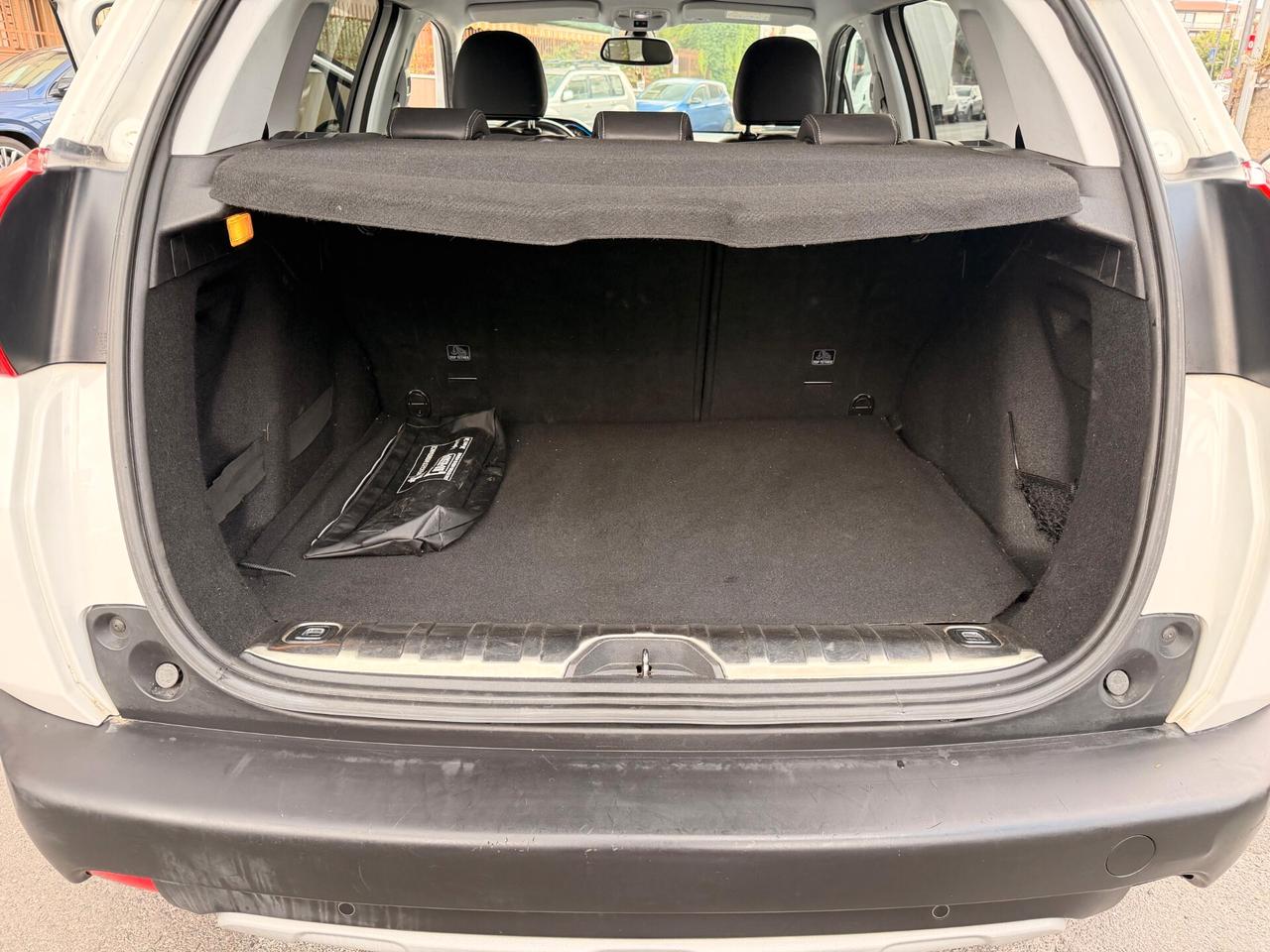 Peugeot 2008 BlueHDi 100 Allure