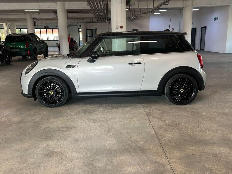 MINI Full Electric Mini F56 2021 Mini 3p Cooper SE Classic auto