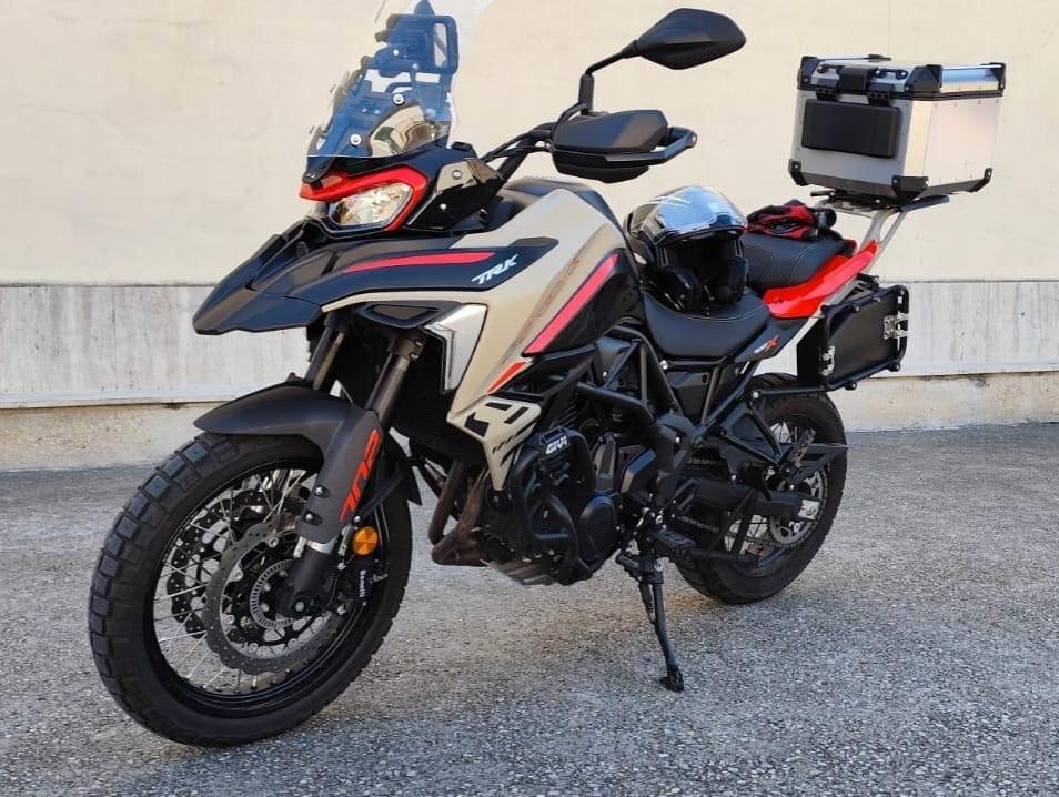 Benelli TRK 702 X