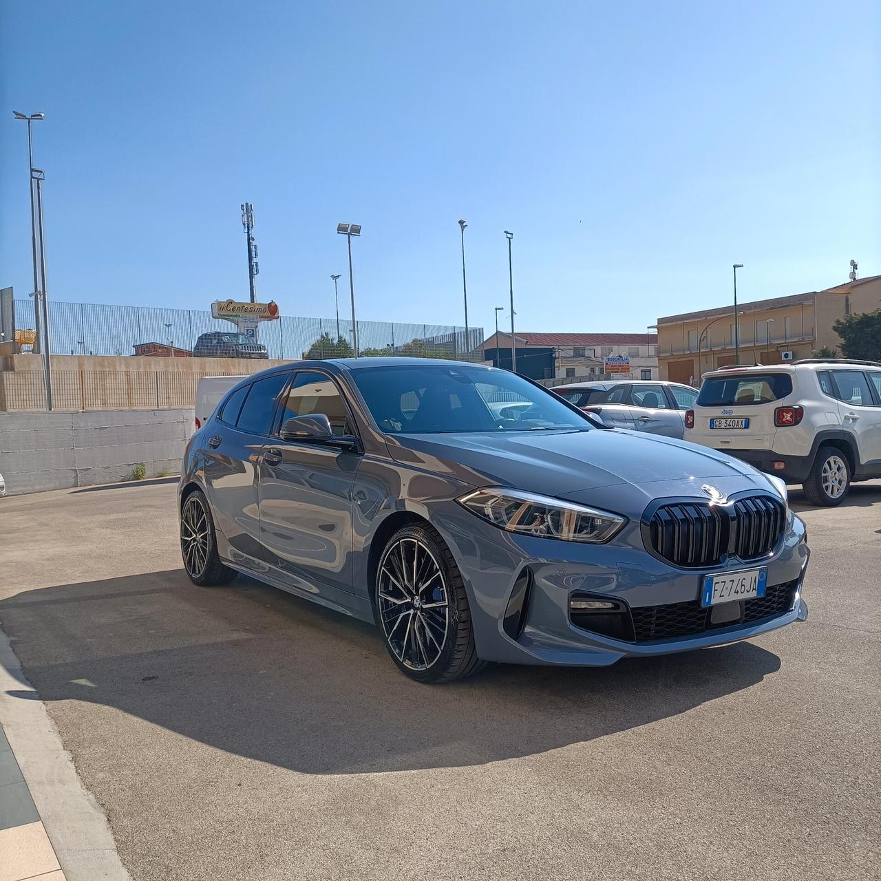 Bmw 118 118d 5p. Msport