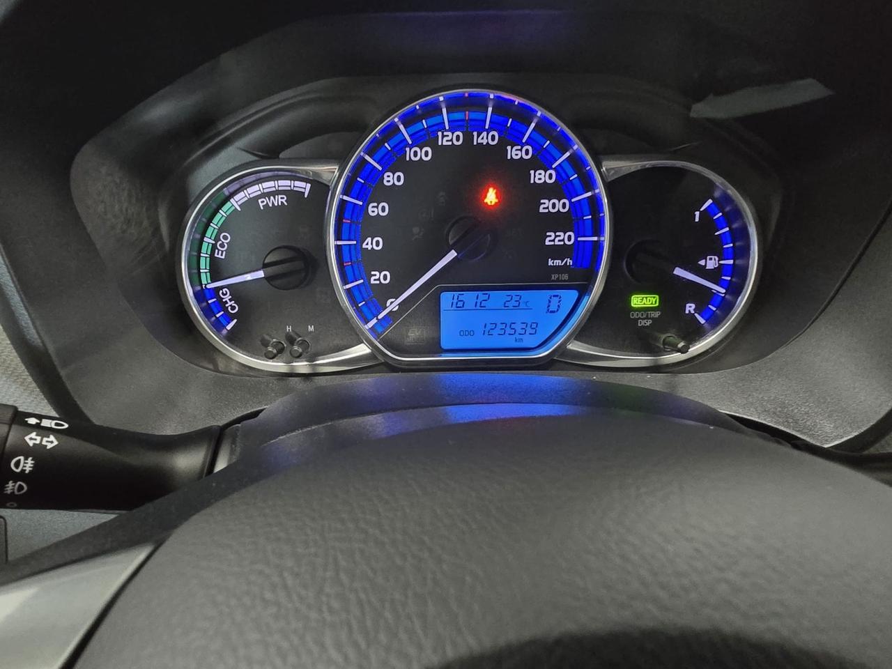 Toyota Yaris 1.5 Hybrid 75cv 2016 km 120000