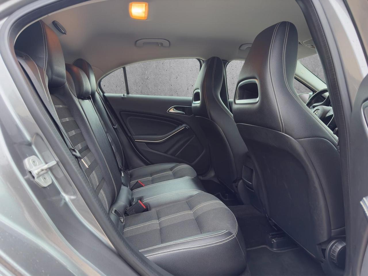 Mercedes-benz A 180 d Automatic Premium