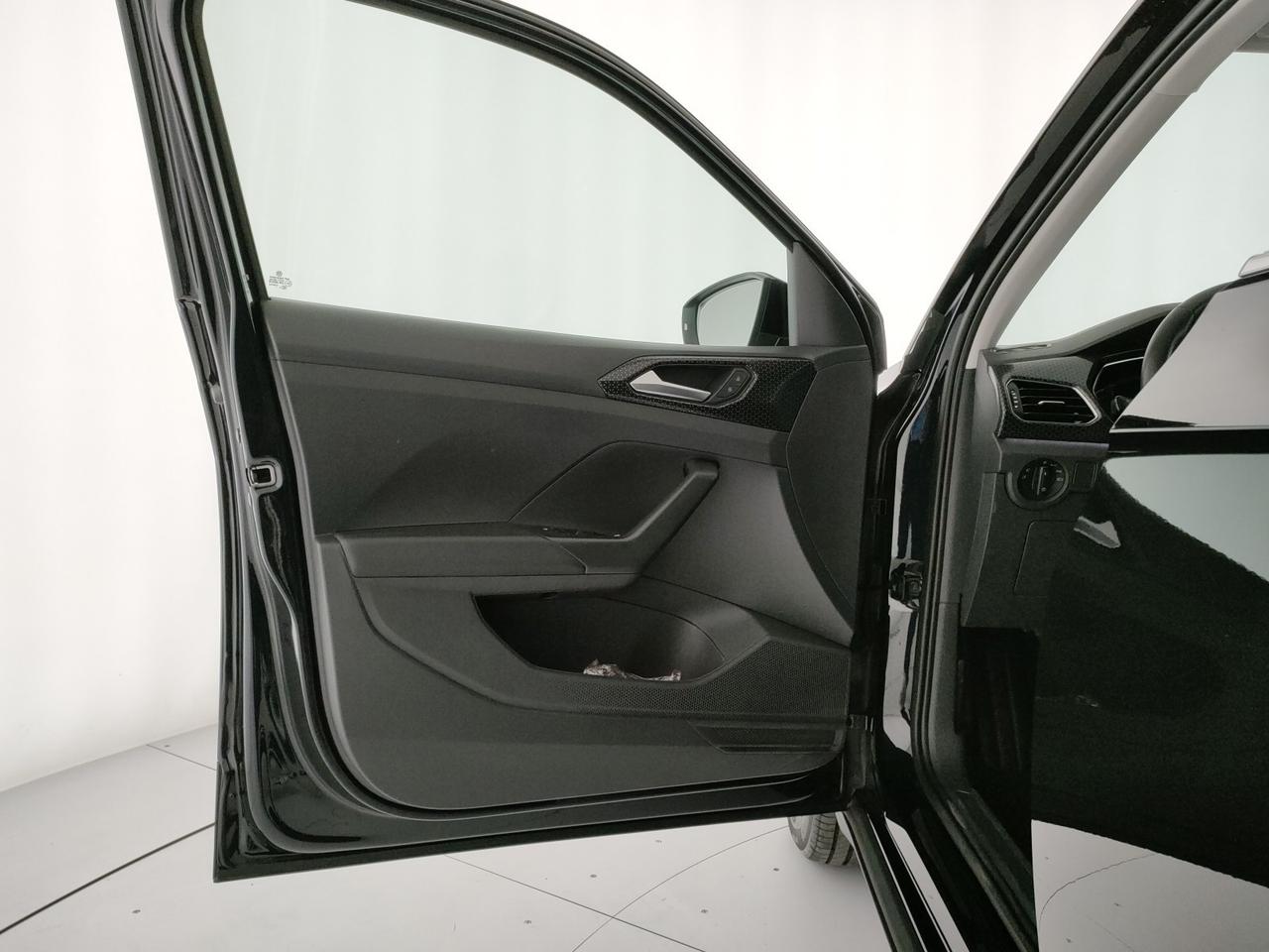 Volkswagen T-Cross 1.0 tsi advanced 110cv