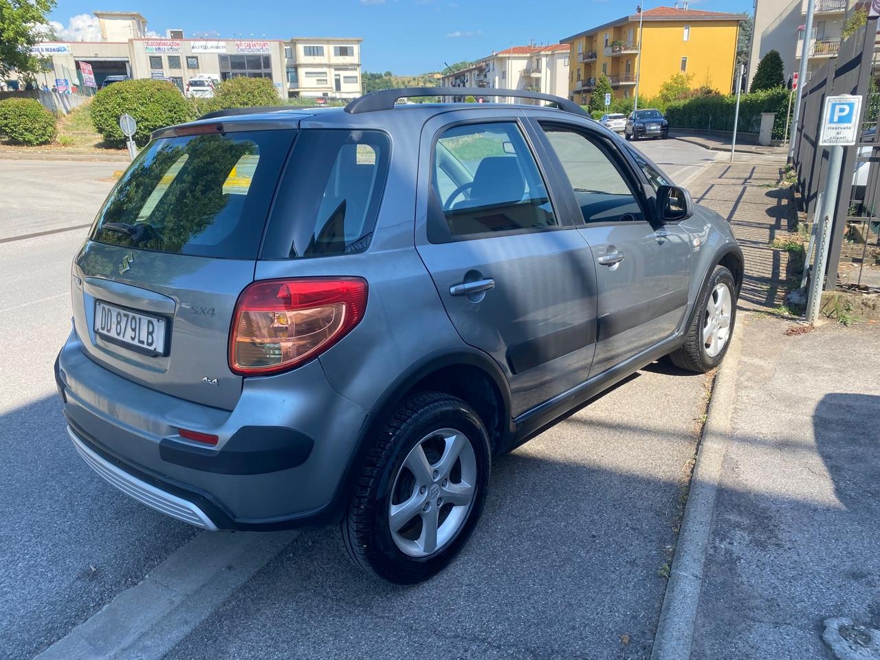 Suzuki SX4 S-Cross 1.9 DDiS 4WD Outdoor Line
