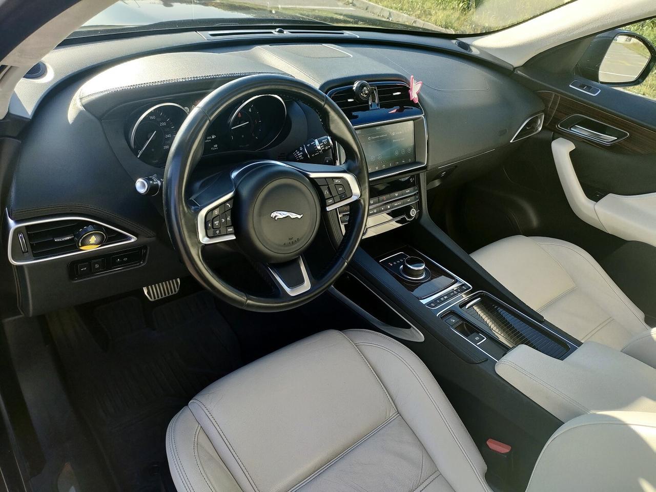 Jaguar F-Pace 2.0 D 240 CV AWD aut. Portfolio