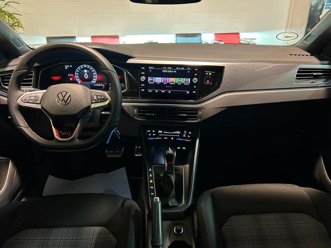 Volkswagen Polo 2.0 TSI DSG GTI