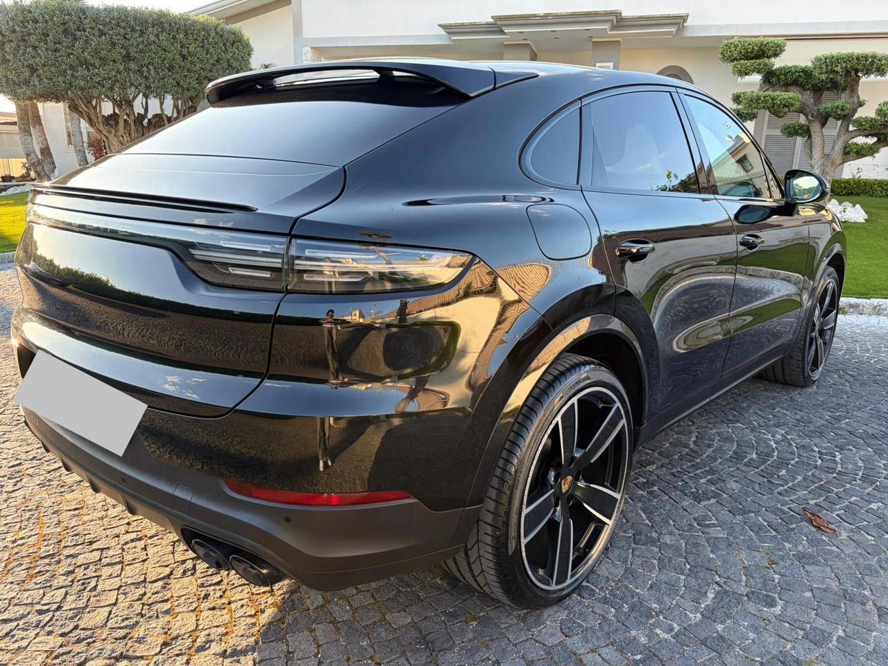 Porsche Cayenne Coupé 3.0 V6 PLATINUM EDITION - Full
