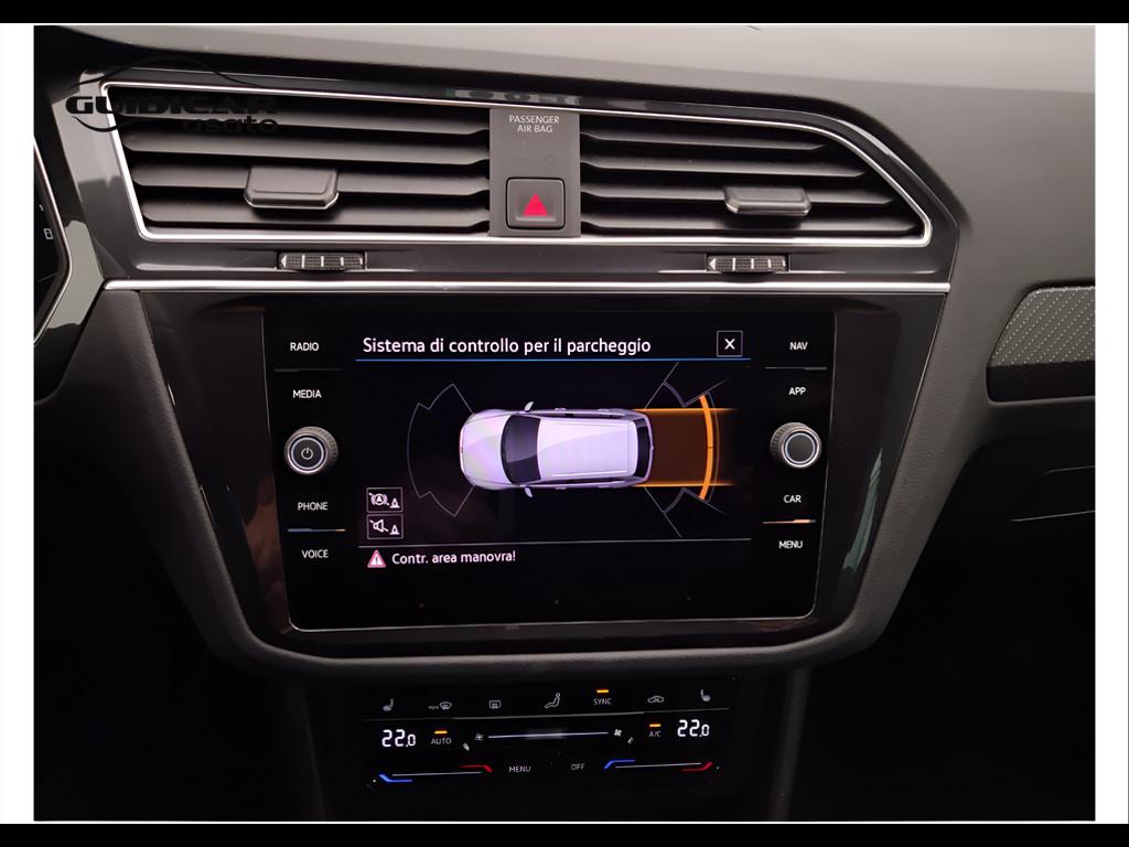 VOLKSWAGEN Tiguan II 2021 - Tiguan 2.0 tdi R-Line 4motion 150cv dsg