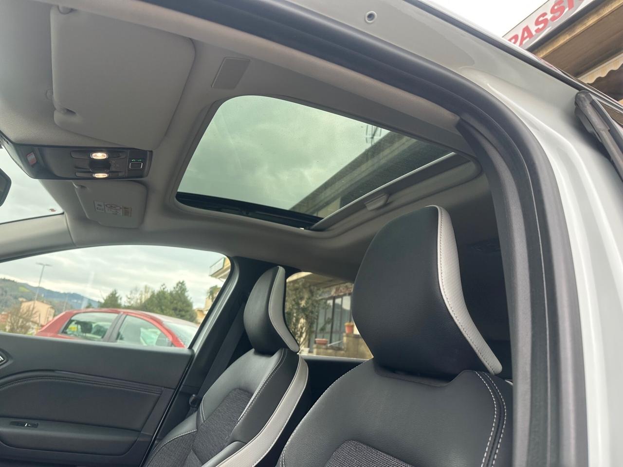 Renault Captur Full Hybrid E-Tech 145 CV Techno