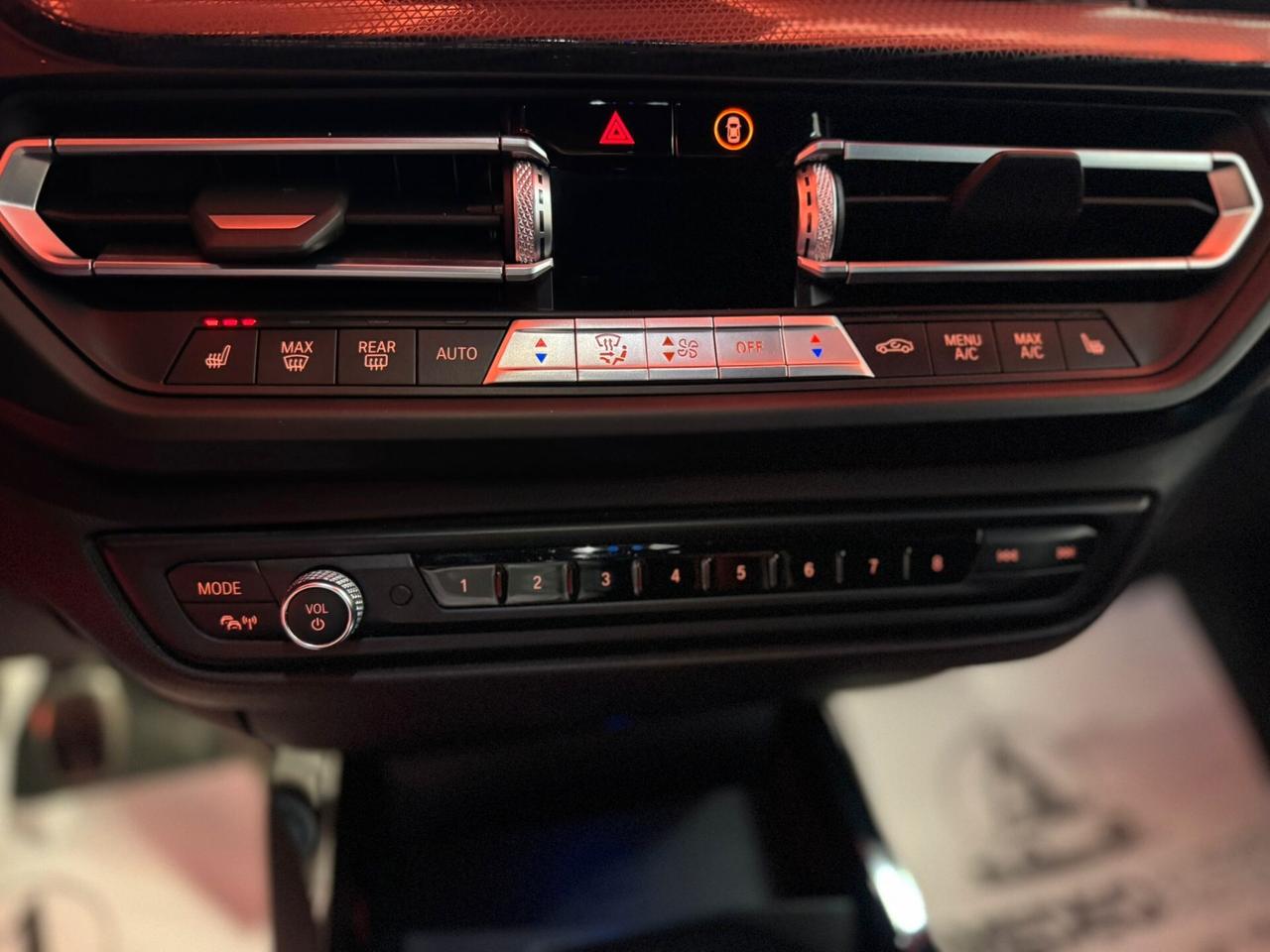 Bmw 118 116d 5p. Msport