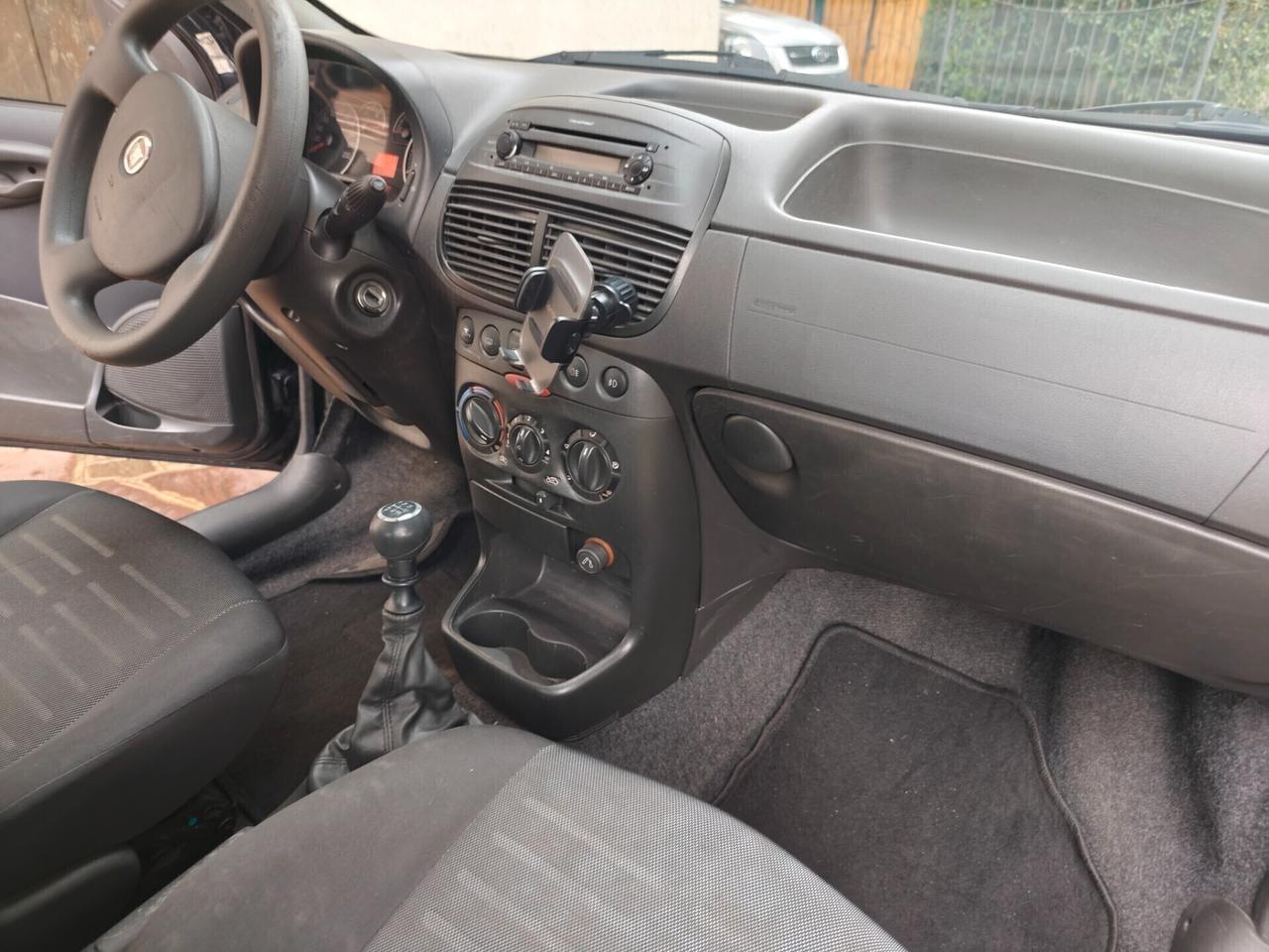 Fiat Punto 1.2 Benz GPL 5 porte 115 Milà