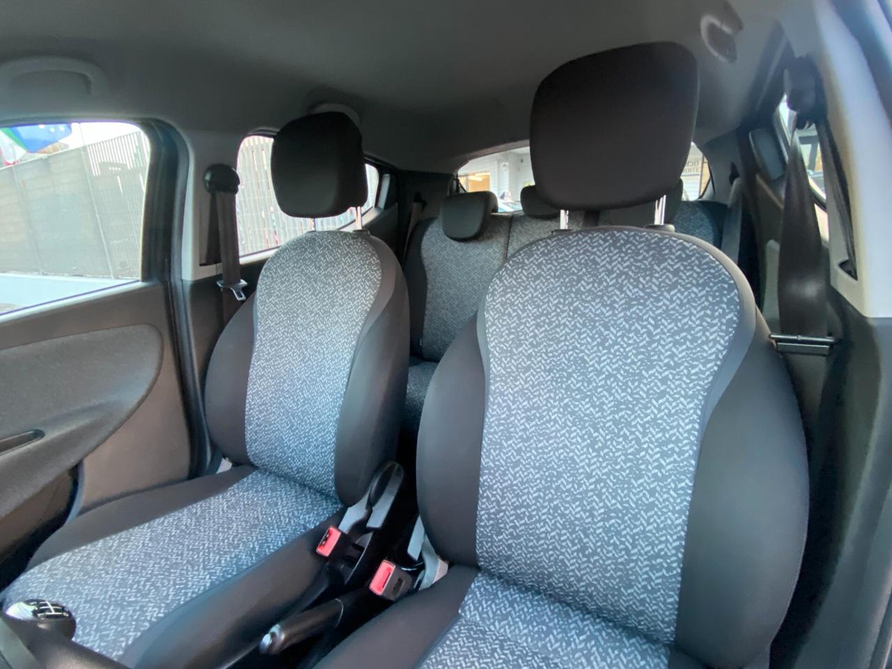 LANCIA Ypsilon 1.0 Hybrid 5posti Silver-PDC Posteriori