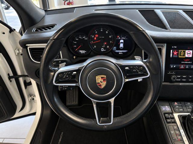 PORSCHE Macan 2.0 benzina Pelle Navigatore