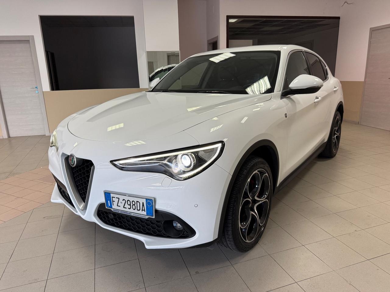 Alfa Romeo Stelvio 2.2 Turbodiesel 210 CV AT8 Q4 Executive