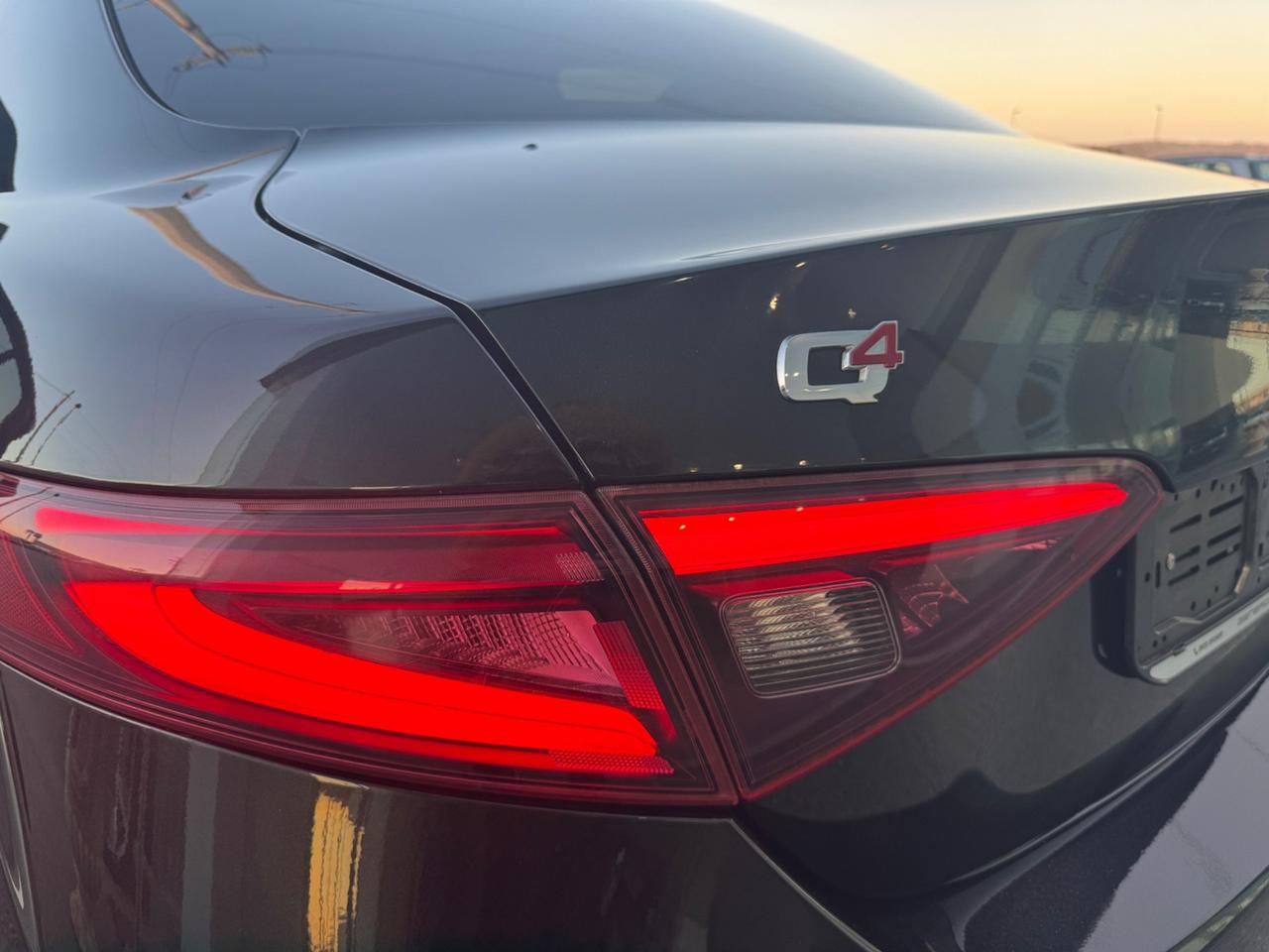 Alfa Romeo Giulia 2.2 Turbodiesel 210 CV AT8 AWD Q4 Veloce