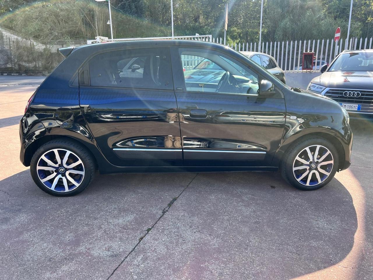 Renault Twingo TCe 90 CV EDC Lovely2