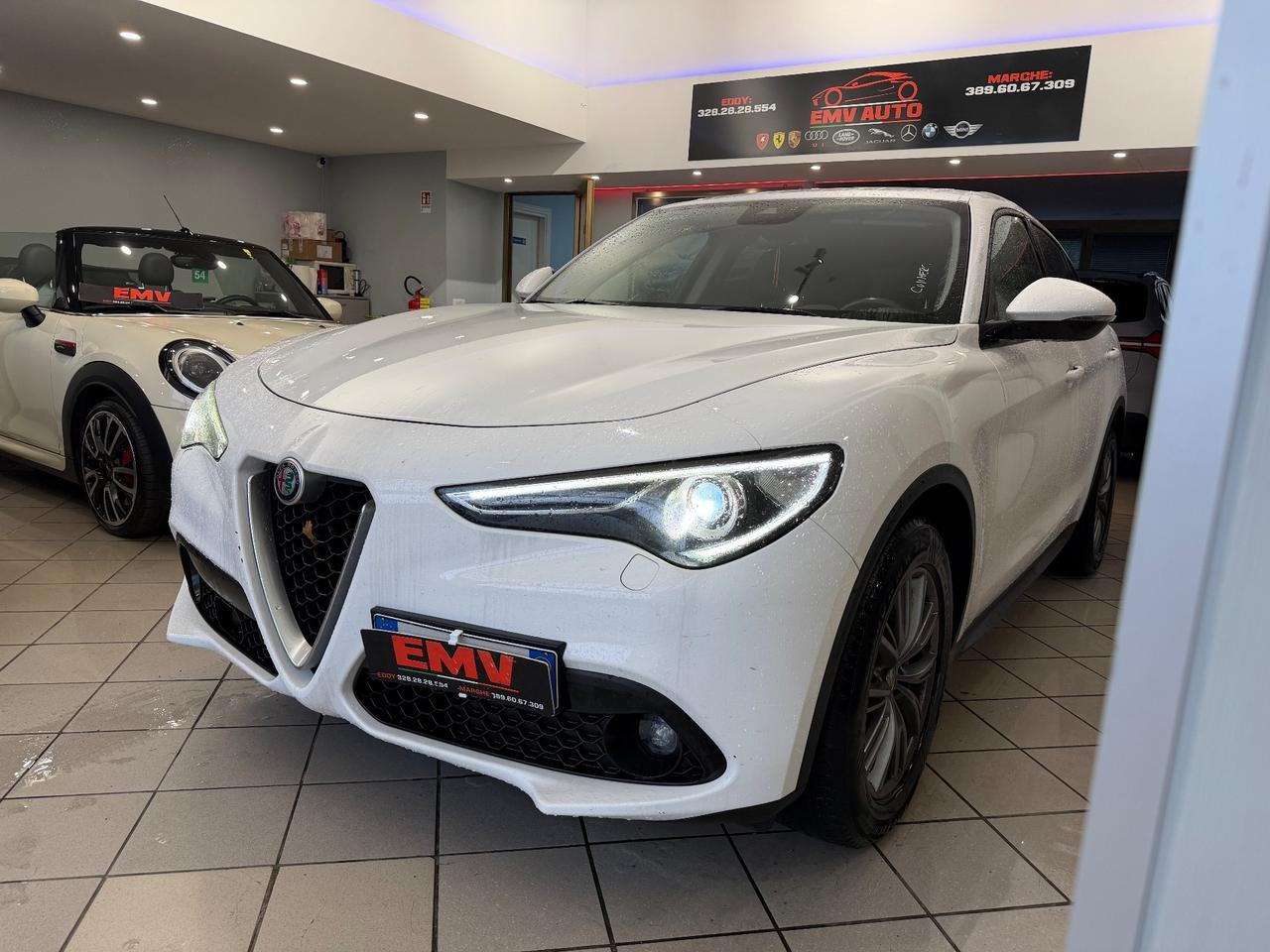 Stelvio 2.2 Turbodiesel 150 CV AT8 RWD Super