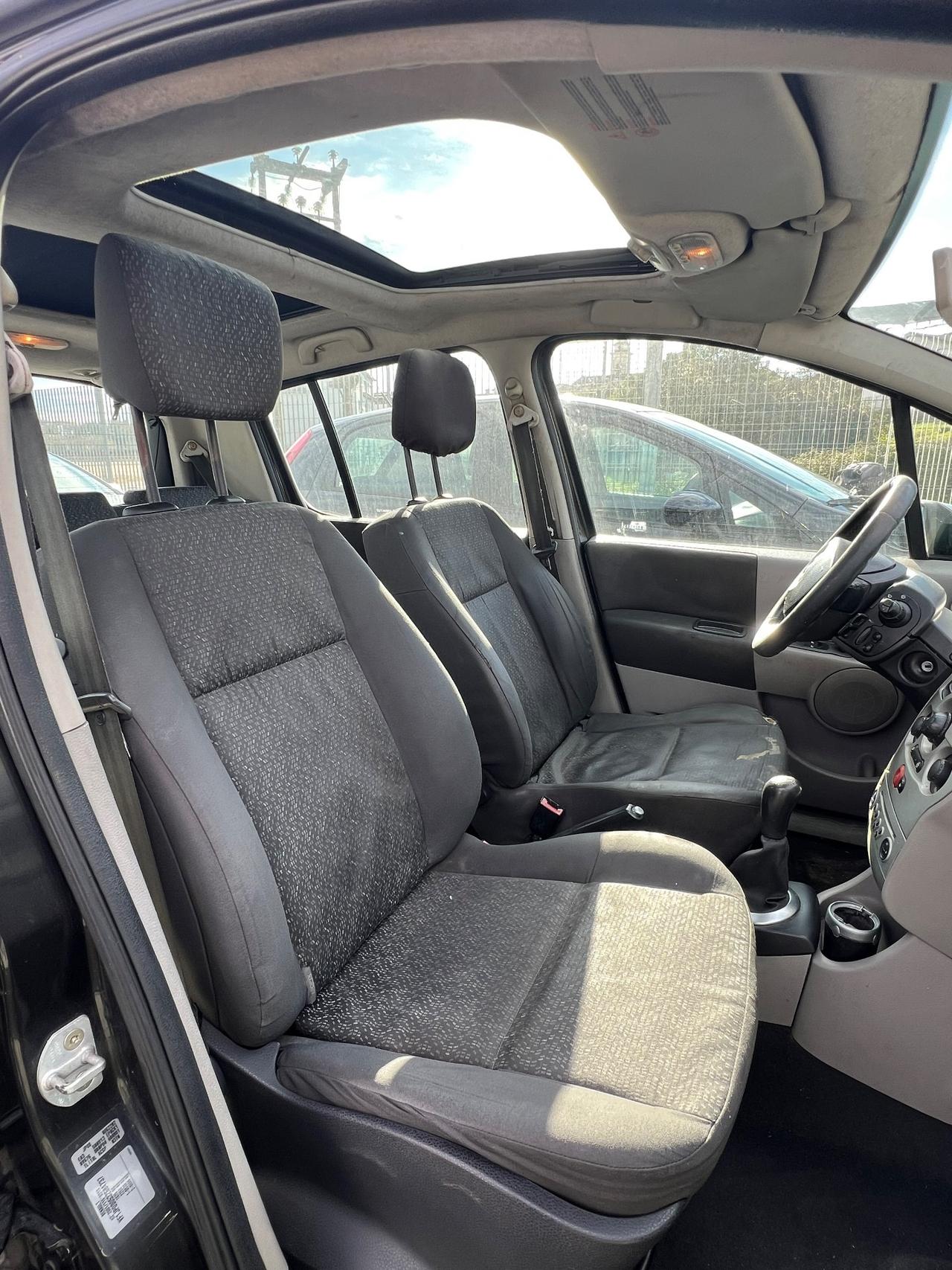 Renault Modus 1.5 dCi 82CV Luxe Privilège
