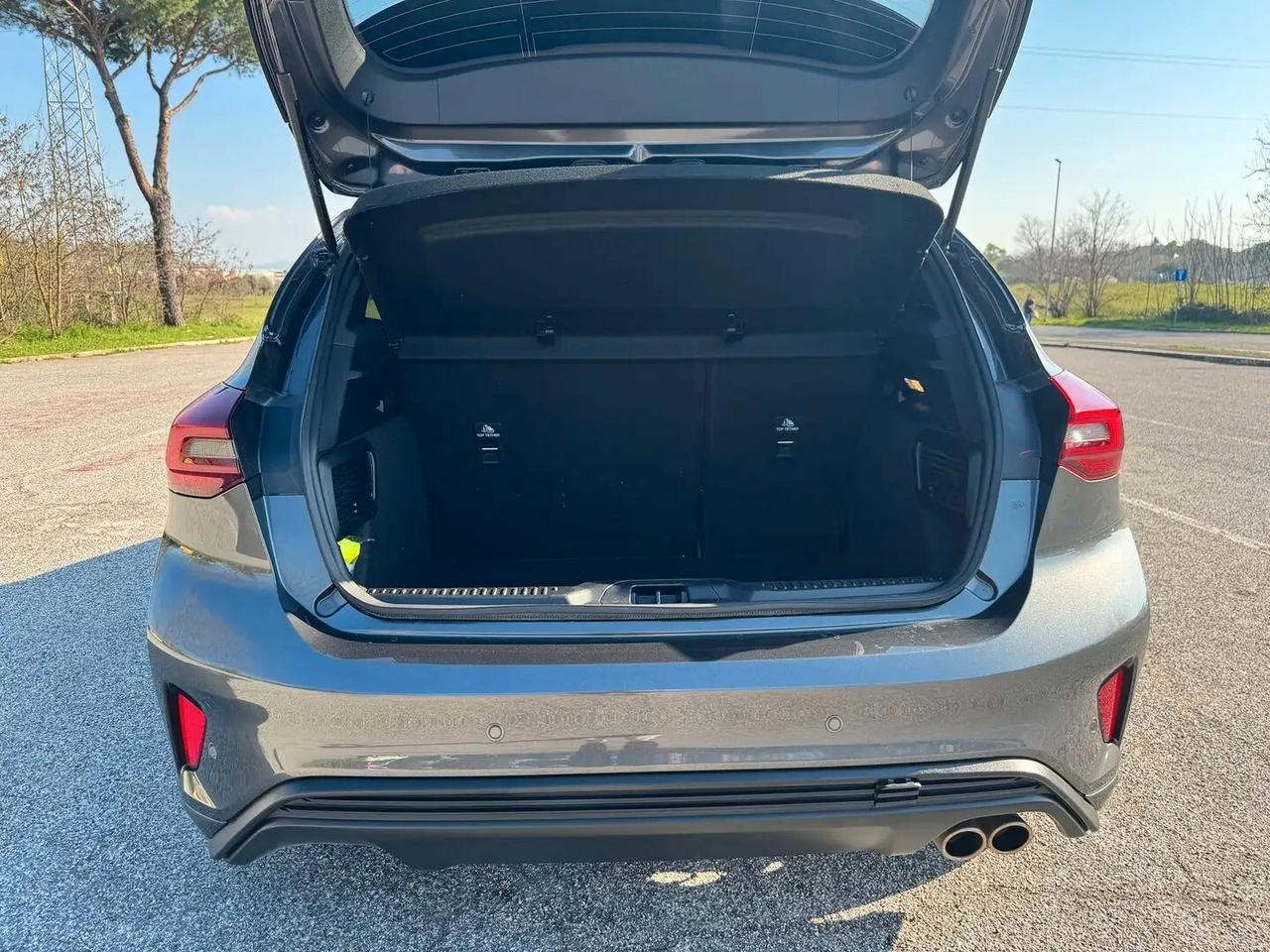 Ford Focus HYB 125CV ST-LINE -NESSUN OBBLIGO DI FINANZIAMENTO
