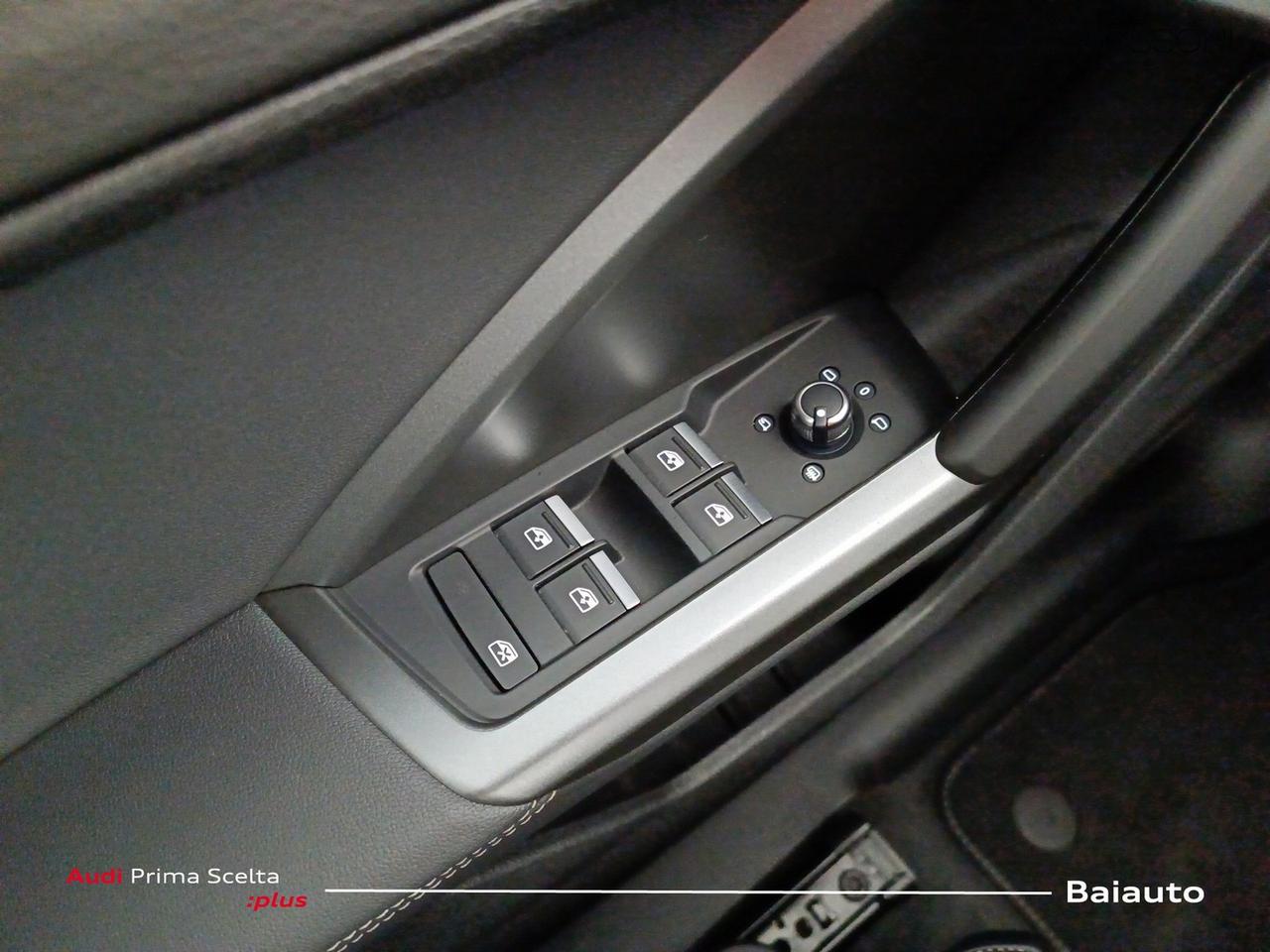 Audi Q3 35 2.0 tdi s line edition s tronic