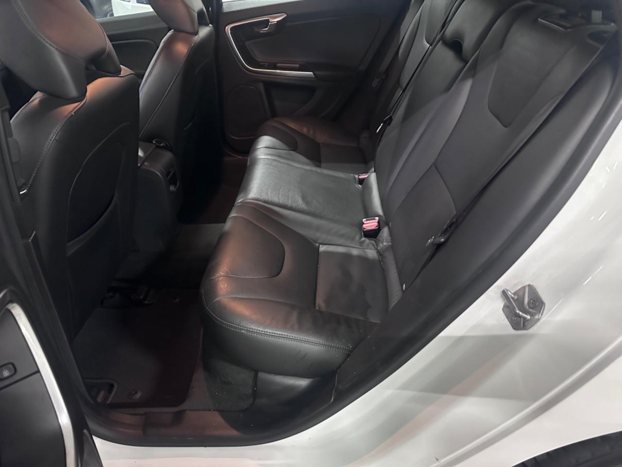 Volvo V60 D4 Momentum